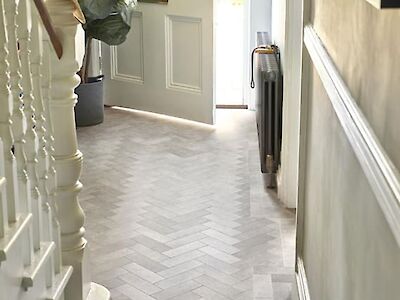 Domestic Flooring Professionals: West Midlands. Hygienic Home Flooring